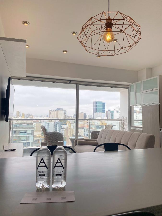 Beautiful 1br With Balcony In Miraflores